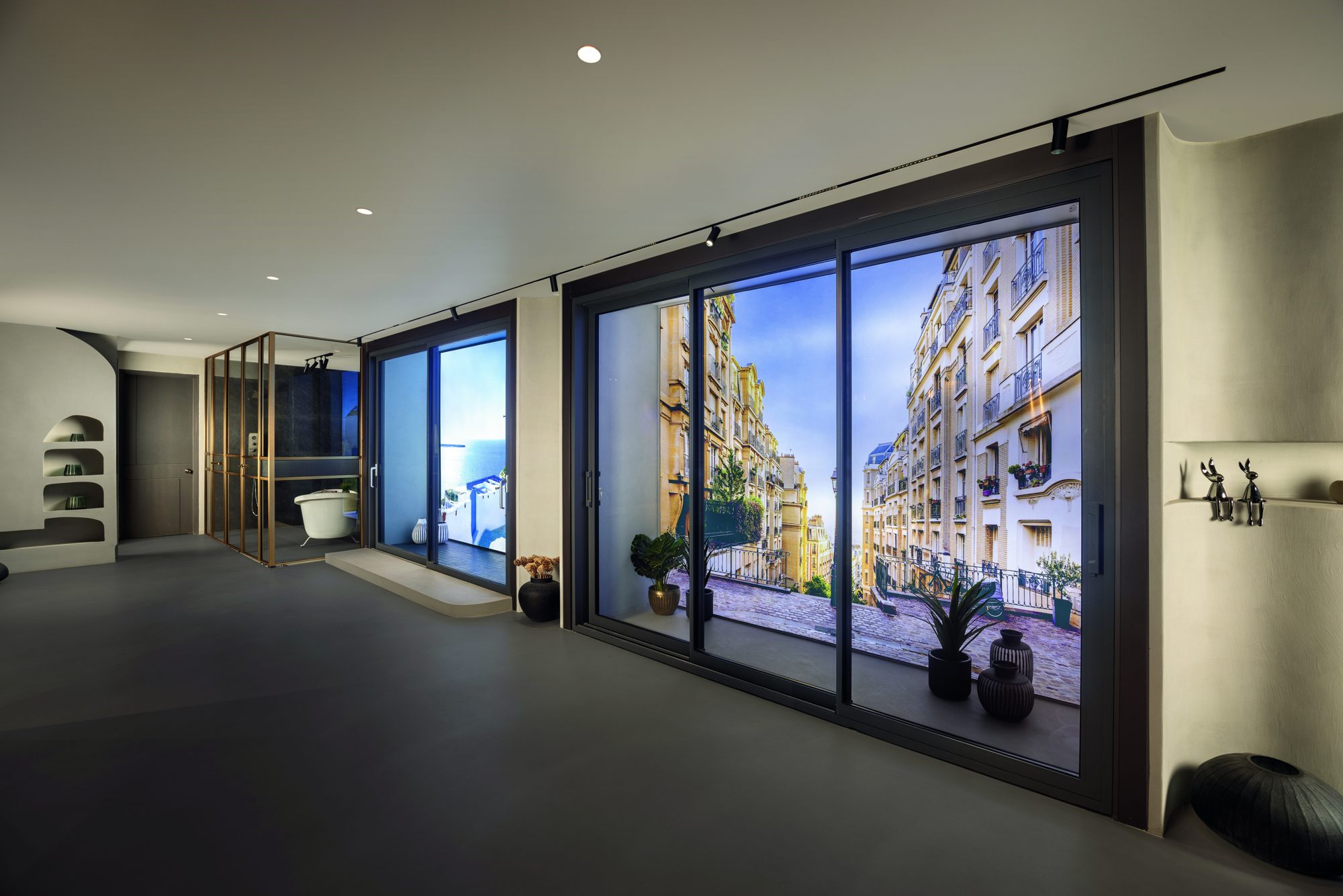 Corridor Glazing, Residence · New Delhi