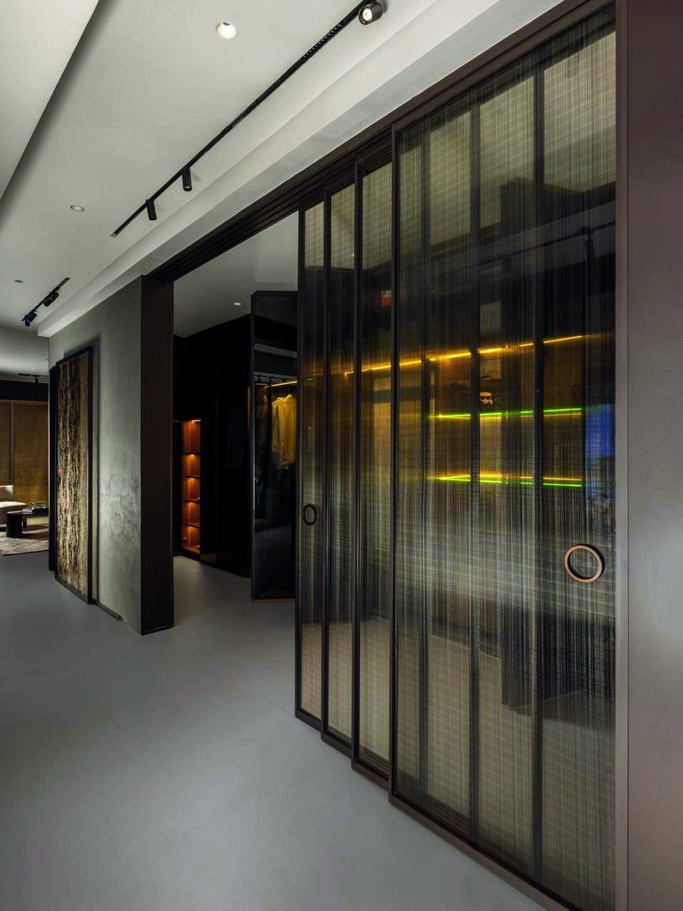 Graphite Framed Partition, Workspace · New Delhi